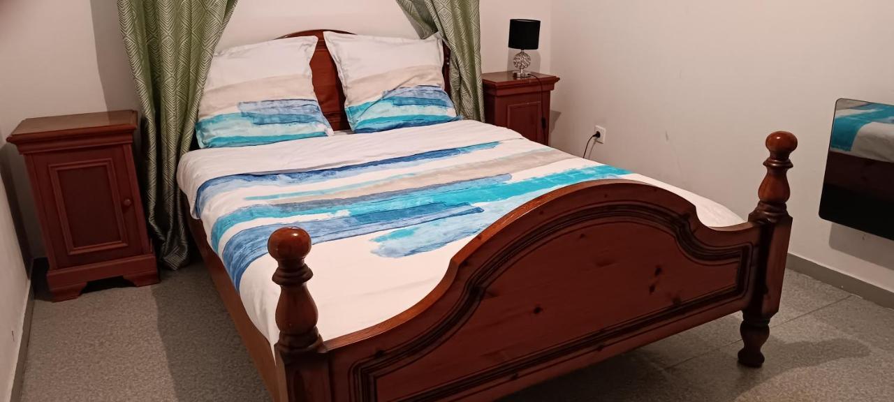 Charmante Maison Avec Piscine Anneyron 外观 照片